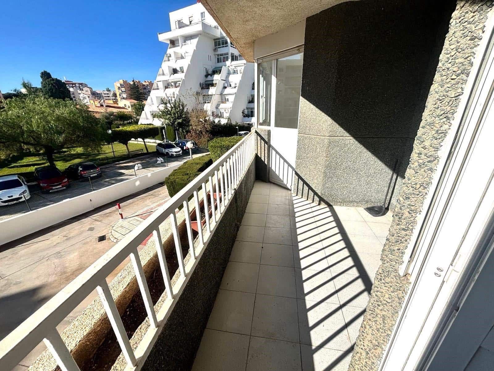 Piso de 4 habitaciones en Arroyo de la Miel en venta con piscina garaje - 383.500 € (Ref: 9519174)