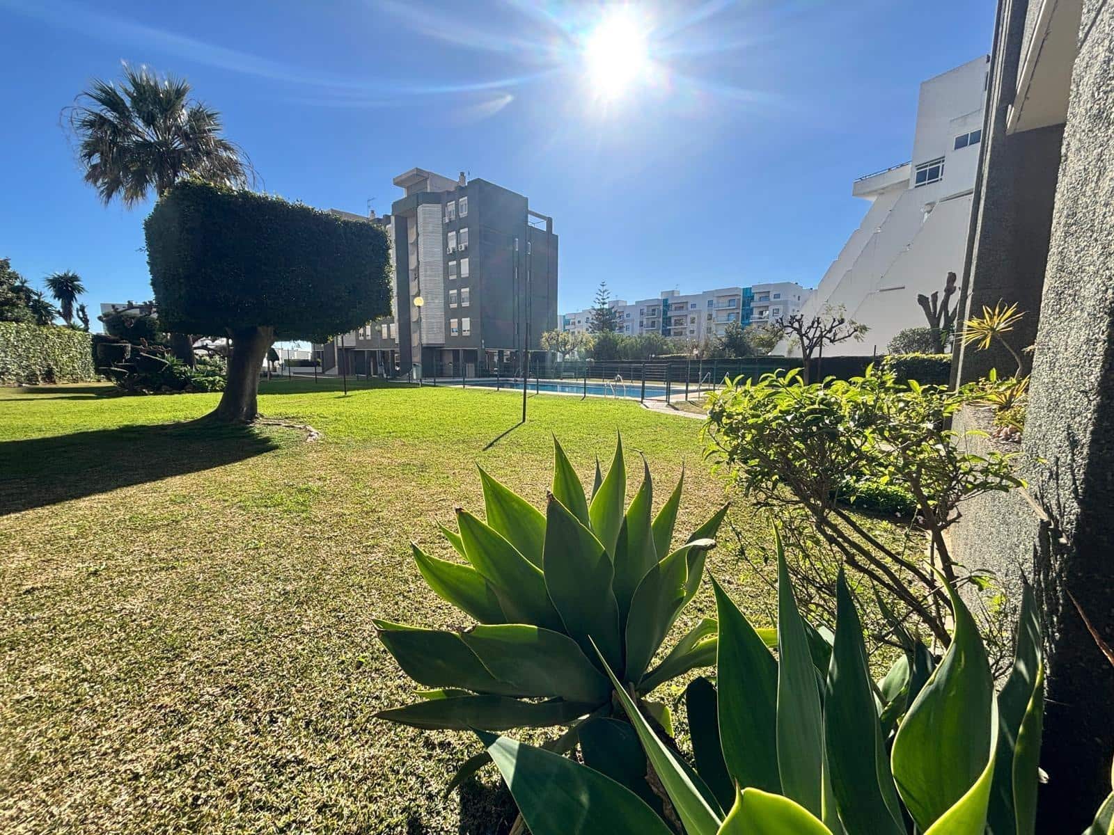 4 bedroom Flat for sale in Arroyo de la Miel with pool garage - € 375,000 (Ref: 9519174)