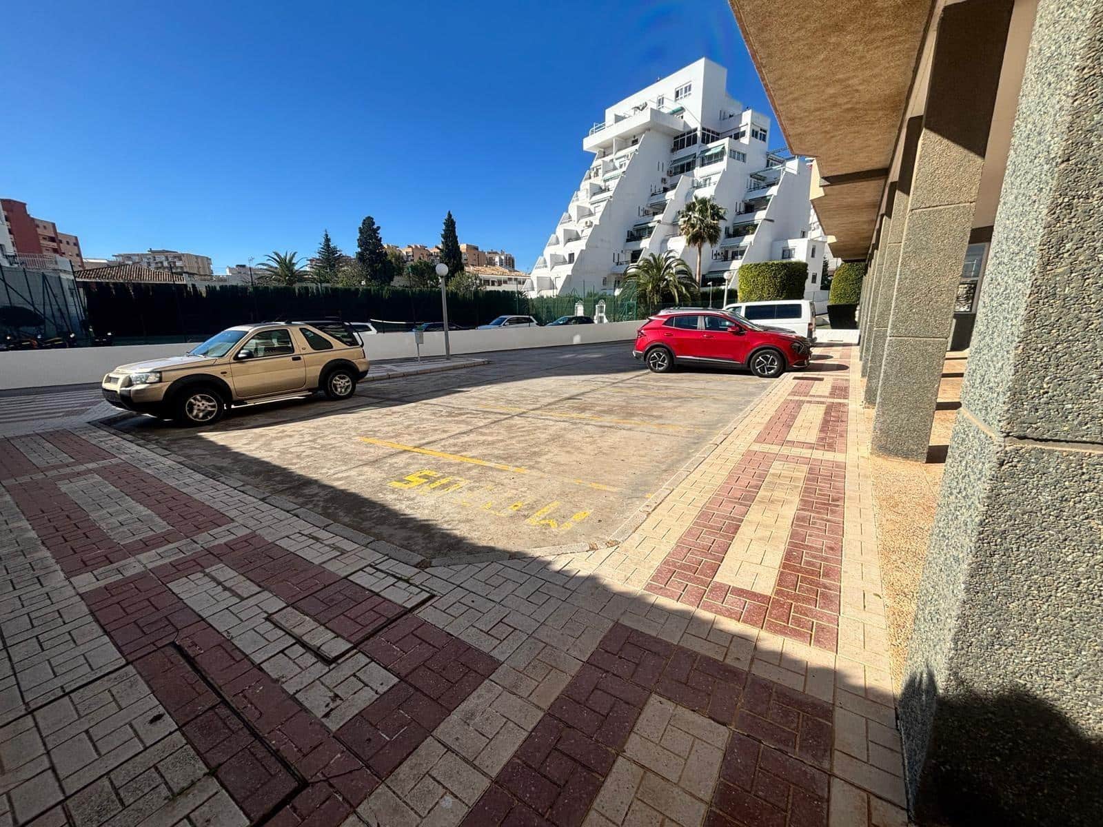 4 quarto Apartamento para venda em Arroyo de la Miel com piscina garagem - 370 000 € (Ref: 9519174)