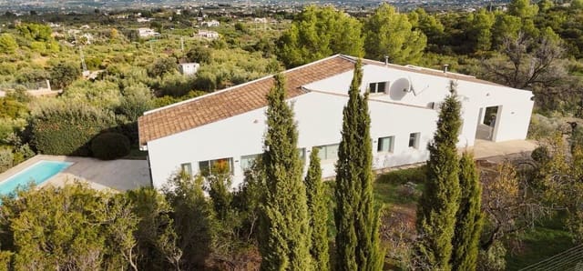 4 soverom Villa til salgs i Alhaurín el Grande med svømmebasseng garasje - € 1 045 000 (Ref: 9524494)