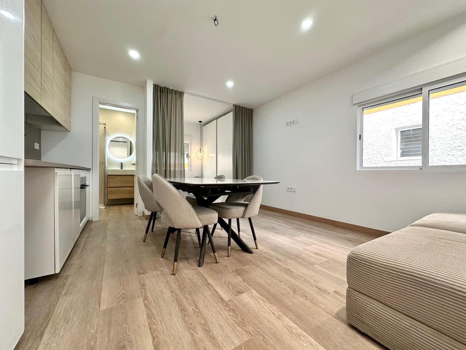 Estúdio para venda em Torremolinos - 163 000 € (Ref: 9530836)