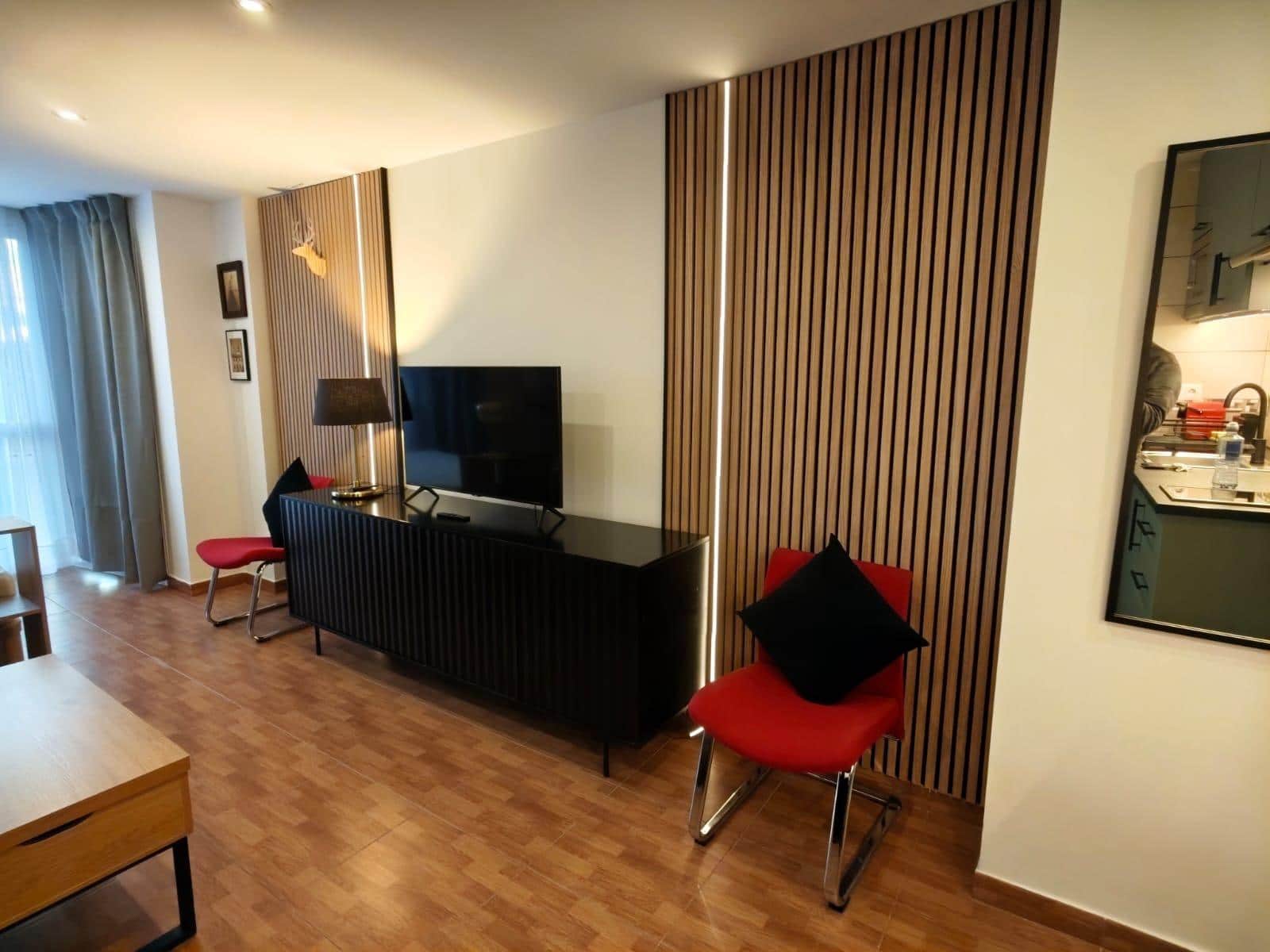 Studio for rent in Torremolinos - € 850 (Ref: 9536308)