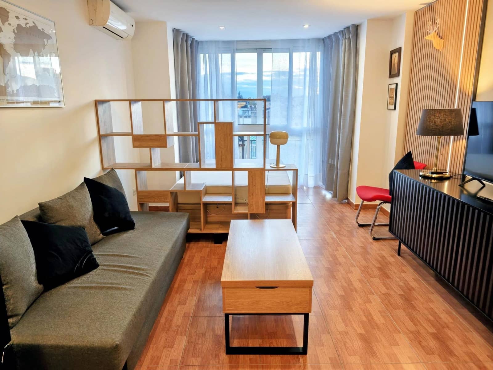 Studio for rent in Torremolinos - € 850 (Ref: 9536308)