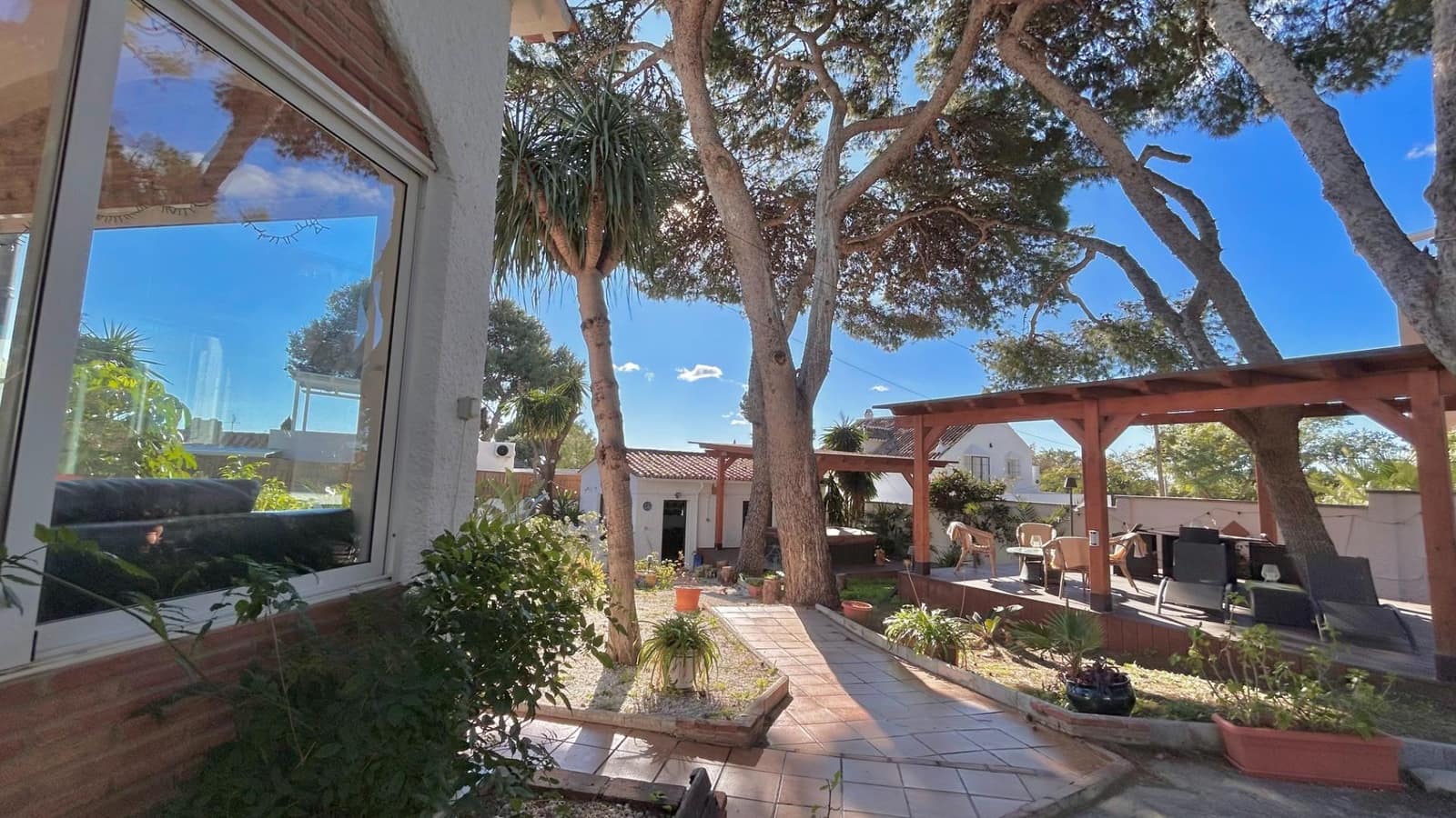 5 soveværelse Villa til salg i Torremolinos med swimmingpool garage - € 1.350.000 (Ref: 9536851)