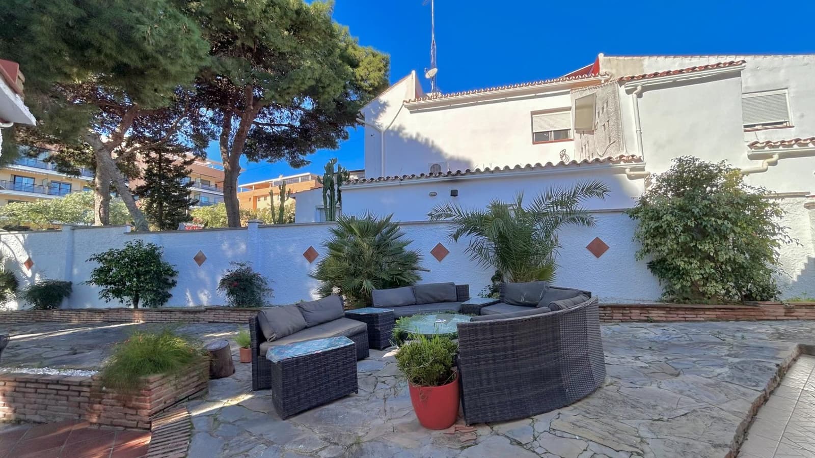 5 soveværelse Villa til salg i Torremolinos med swimmingpool garage - € 1.350.000 (Ref: 9536851)