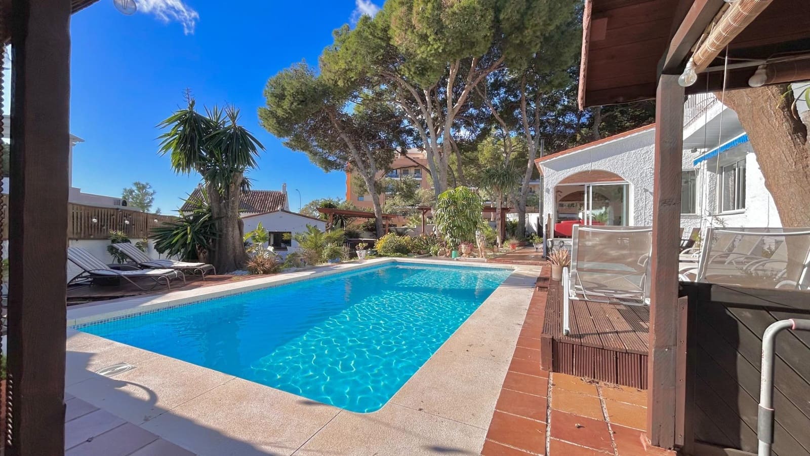 5 soveværelse Villa til salg i Torremolinos med swimmingpool garage - € 1.350.000 (Ref: 9536851)