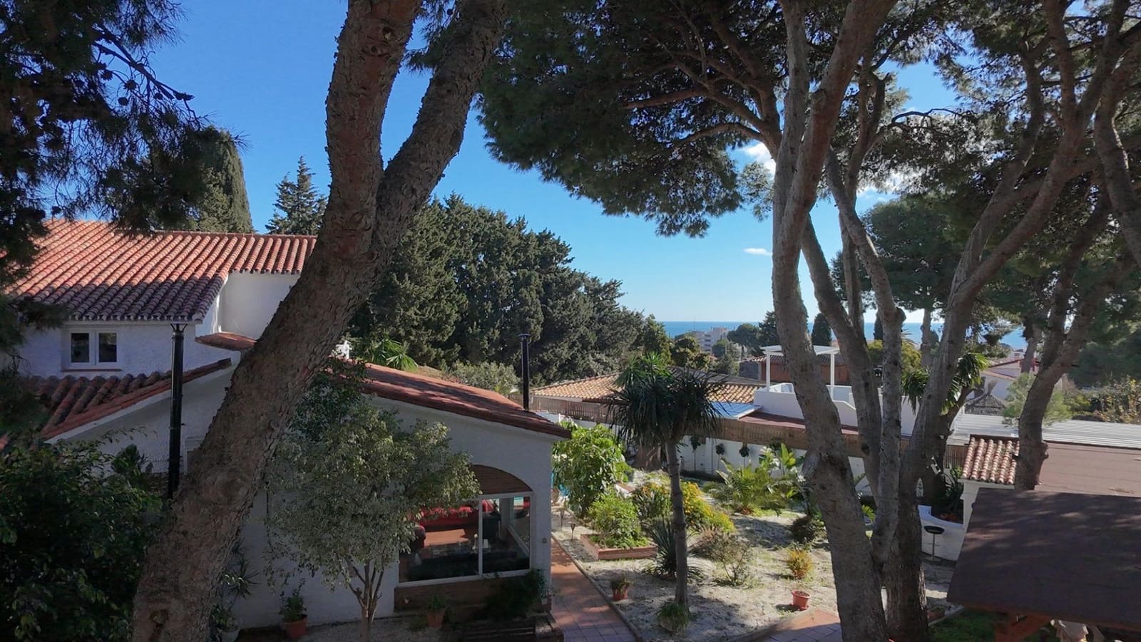 5 soveværelse Villa til salg i Torremolinos med swimmingpool garage - € 1.350.000 (Ref: 9536851)