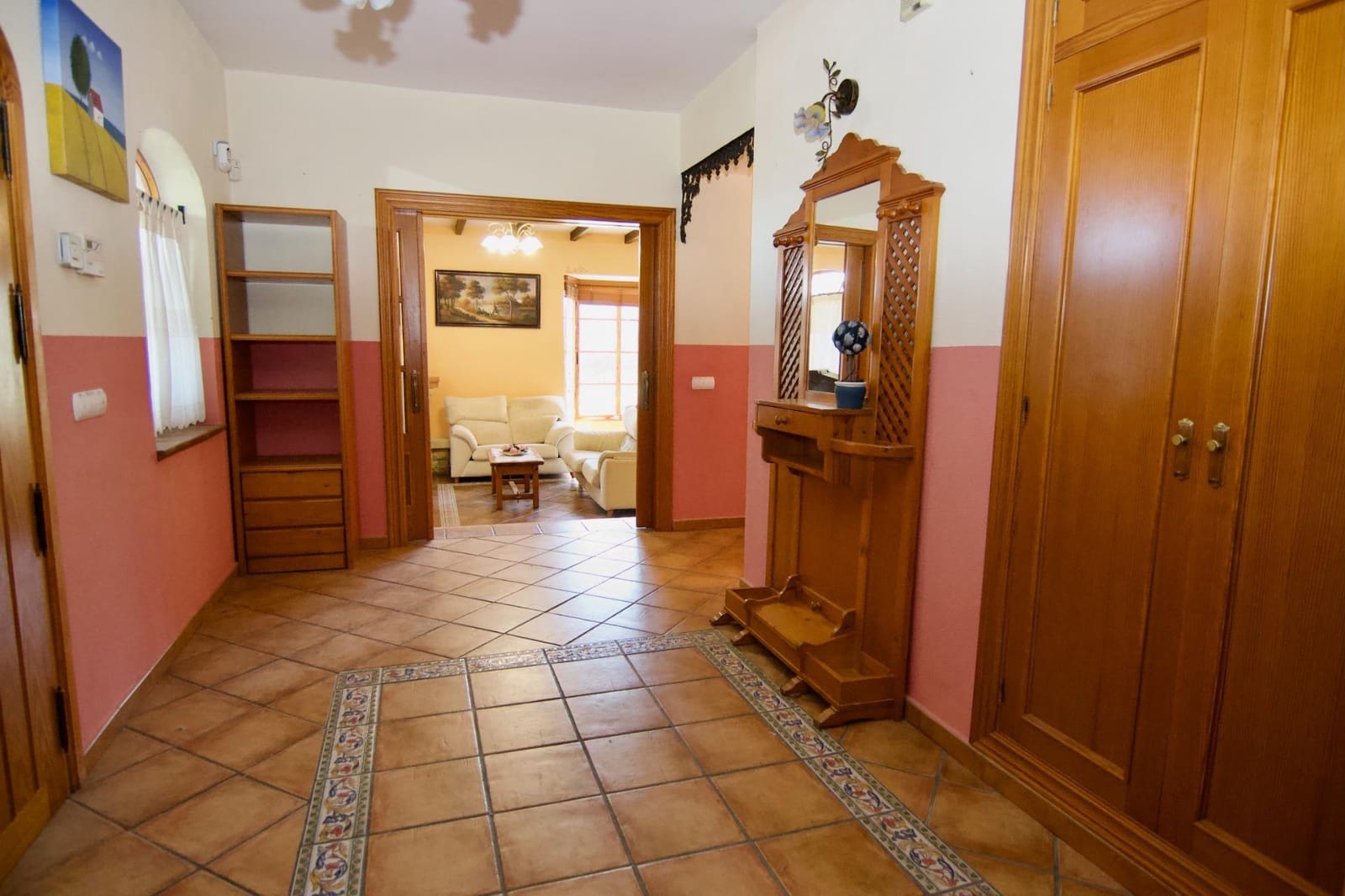 5 bedroom Villa for sale in Churriana with pool garage - € 680,000 (Ref: 9562060)