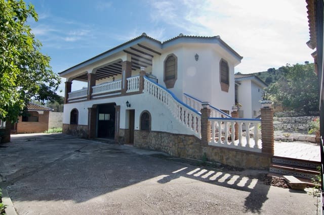 5 soveværelse Villa til salg i Churriana, Málaga by med swimmingpool garage - € 680.000 (Ref: 9562060)