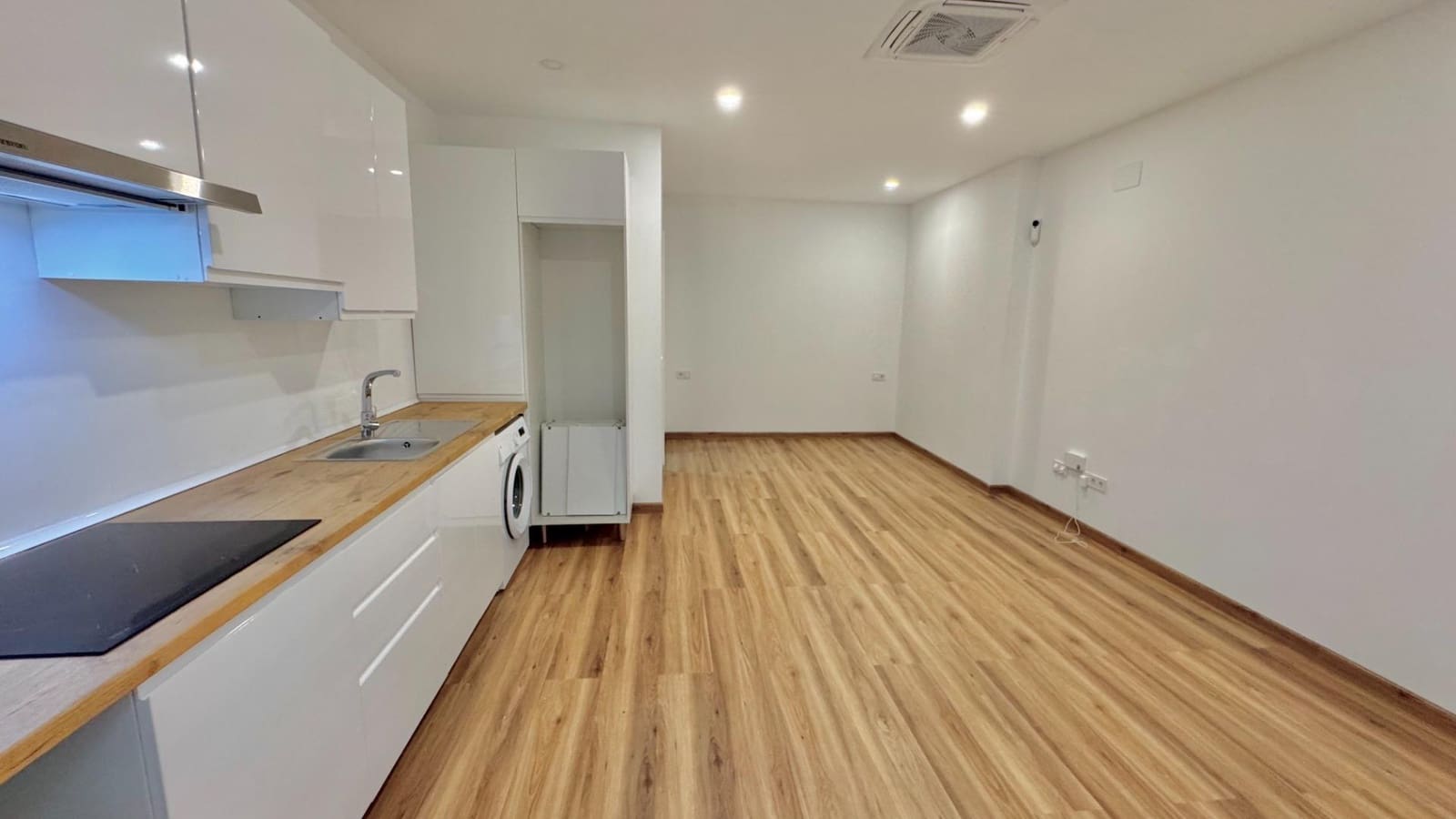 1 chambre Studio à vendre à Torremolinos - 145 000 € (Ref: 9599681)