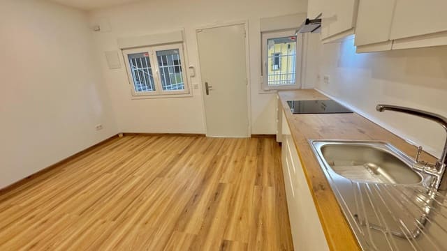 1 sovrum Studio till salu i Torremolinos - 145 000 € (Ref: 9599681)