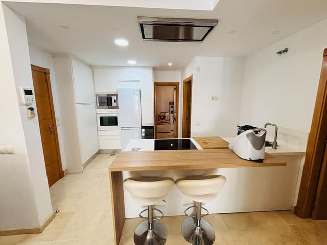 3 camera da letto Appartamento in vendita in Benalmádena con piscina garage - 390.000 € (Rif: 9599682)