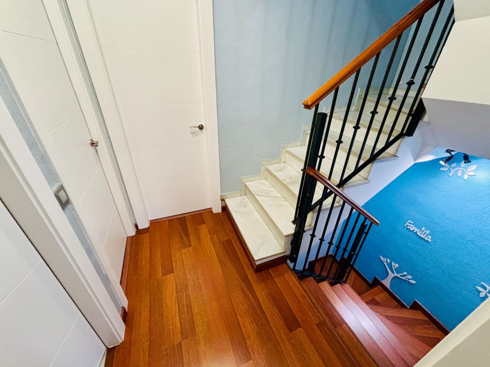 4 makuuhuone Rivitalo myytävänä paikassa Benalmadena mukana 
autotalli - 470 000 € (Ref: 9625899)