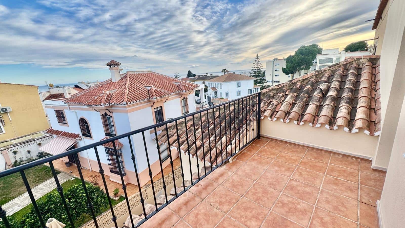 3 slaapkamer Rijtjeshuis te koop in Torremolinos met garage - € 660.000 (Ref: 9637777)