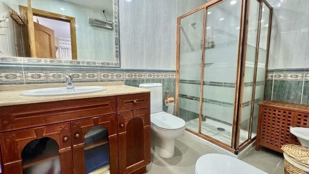 Adosado de 3 habitaciones en Torremolinos en venta con garaje - 570.000 € (Ref: 9637777)