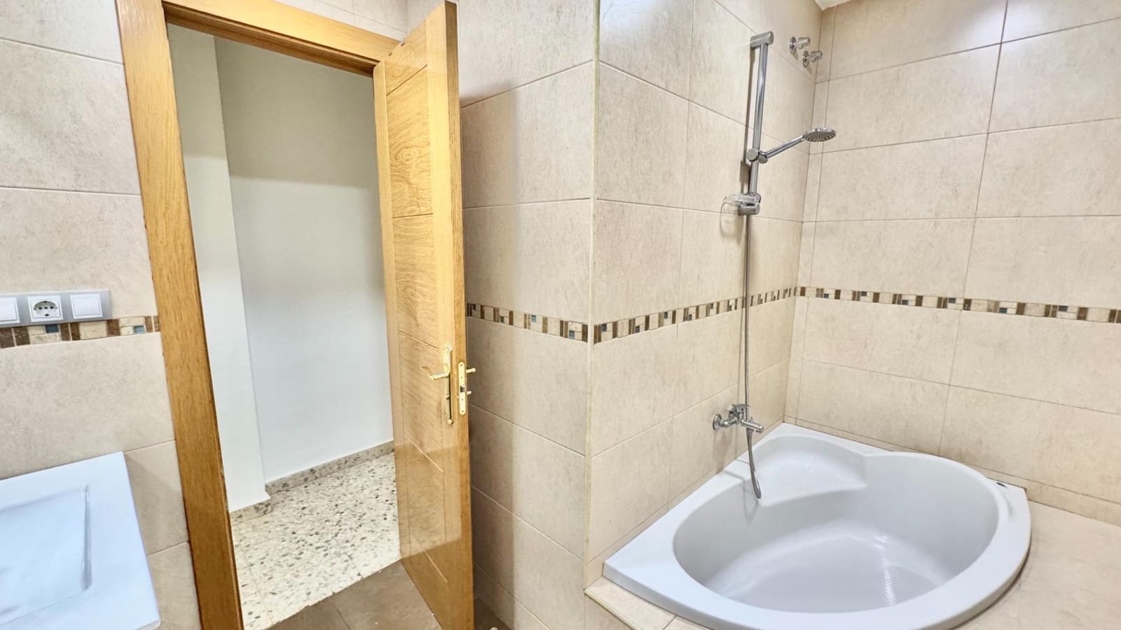 3 makuuhuone Asunto myytävänä paikassa Antequera - 178 000 € (Ref: 9652193)