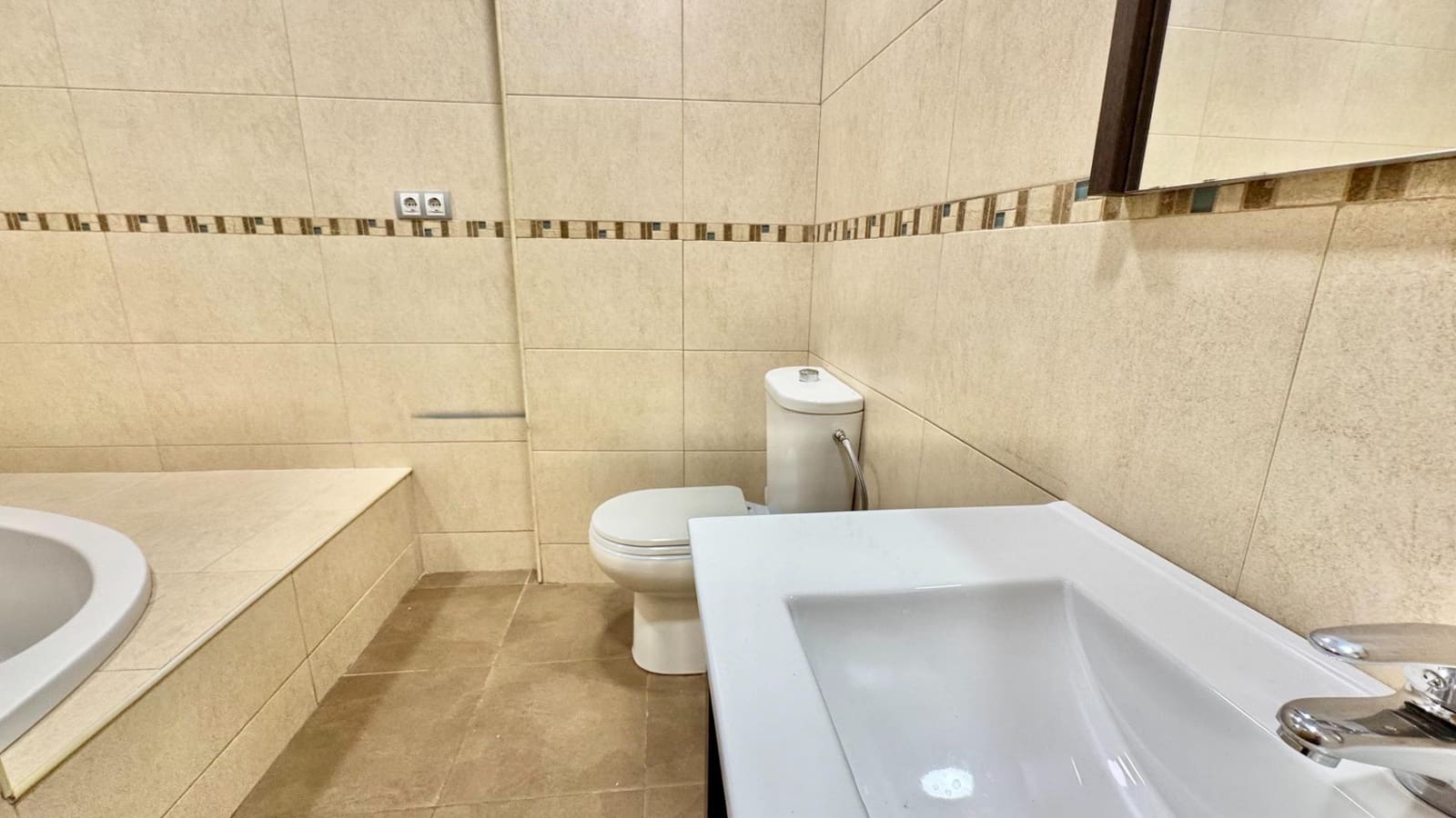 3 makuuhuone Asunto myytävänä paikassa Antequera - 178 000 € (Ref: 9652193)