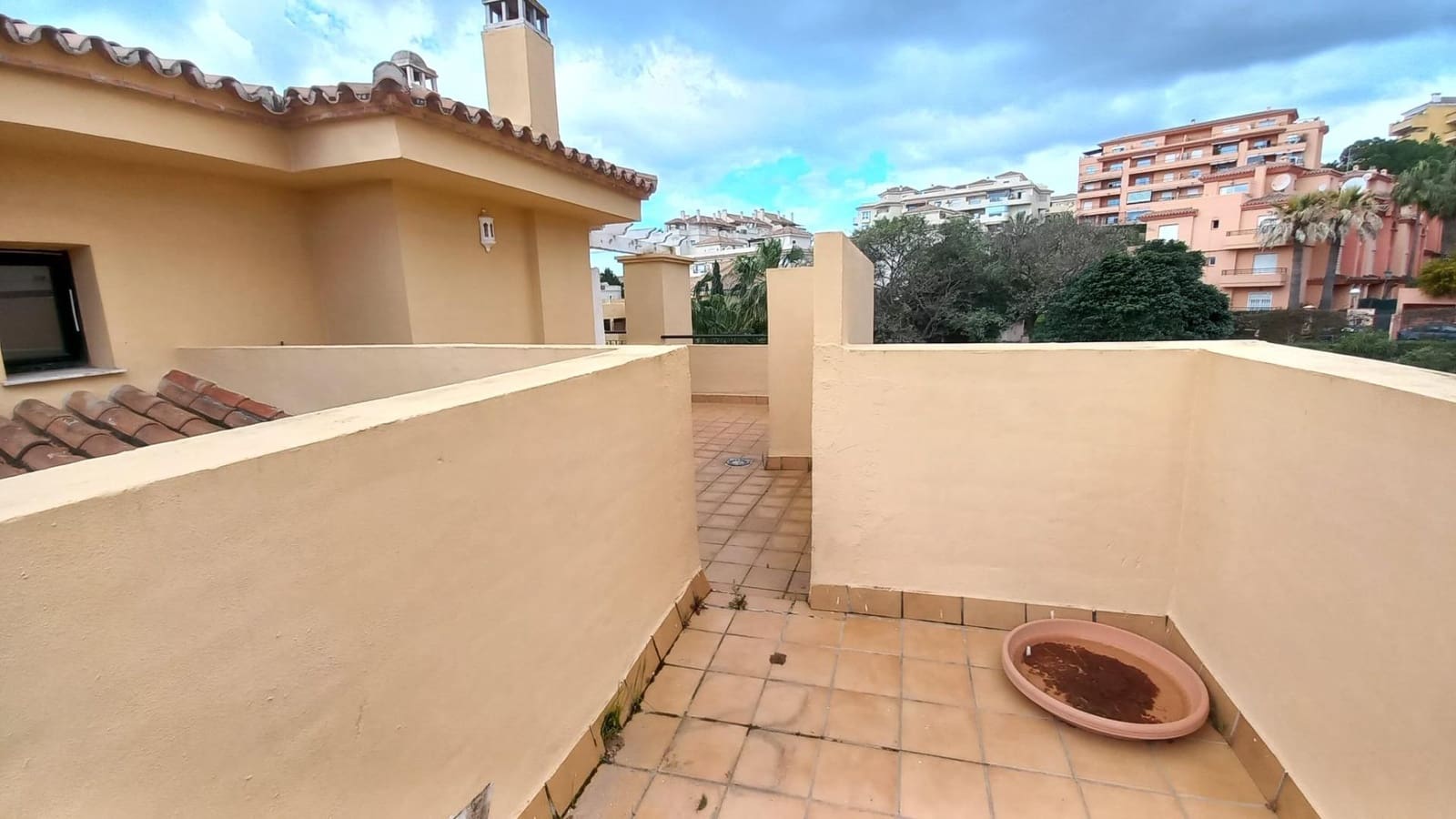 3 sovrum Takvåning till salu i Riviera del Sol med pool garage - 525 000 € (Ref: 9674450)