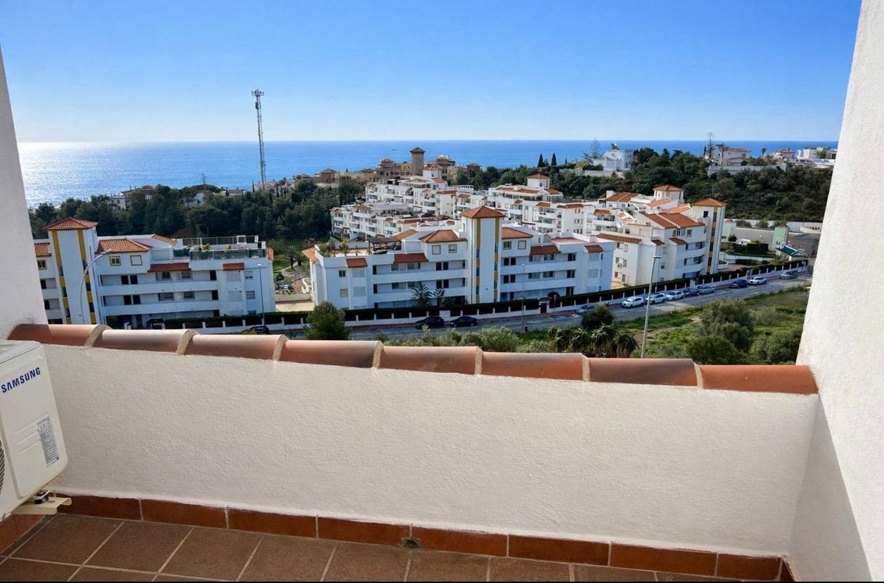 Pareado de 3 habitaciones en Benalmádena en venta con piscina garaje - 795.000 € (Ref: 9726825)