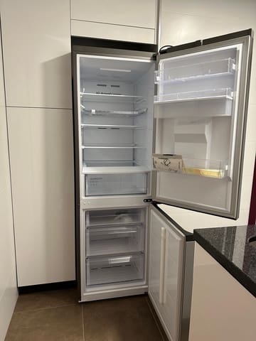 1 bedroom Apartment for rent in Málaga city with garage - € 1,350 (Ref: 9762140)