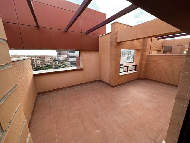 1 bedroom Apartment for rent in Málaga city with garage - € 1,350 (Ref: 9762140)