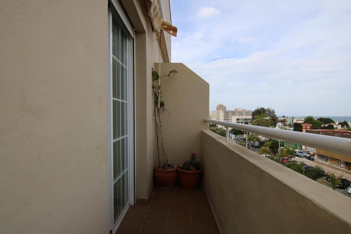 2 soverom Leilighet til salgs i Torremolinos med svømmebasseng garasje - € 550 000 (Ref: 9762141)