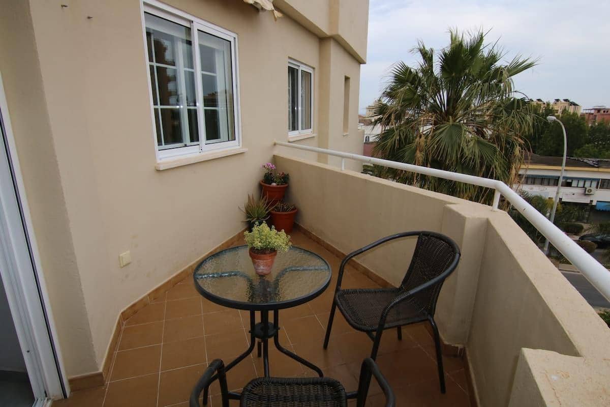 2 soverom Leilighet til salgs i Torremolinos med svømmebasseng garasje - € 550 000 (Ref: 9762141)