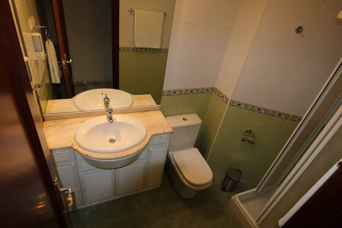 2 soverom Leilighet til salgs i Torremolinos med svømmebasseng garasje - € 550 000 (Ref: 9762141)