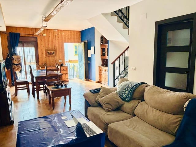 4 Zimmer Reihenhaus zu verkaufen in Benalmádena mit Garage - 453.000 € (Ref: 9786787)