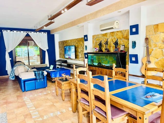 4 Zimmer Reihenhaus zu verkaufen in Benalmádena mit Garage - 453.000 € (Ref: 9786787)