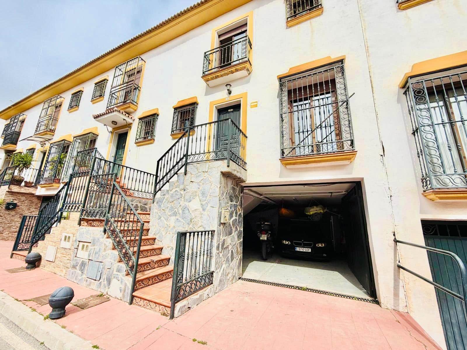 4 Zimmer Reihenhaus zu verkaufen in Benalmadena mit Garage - 453.000 € (Ref: 9786787)
