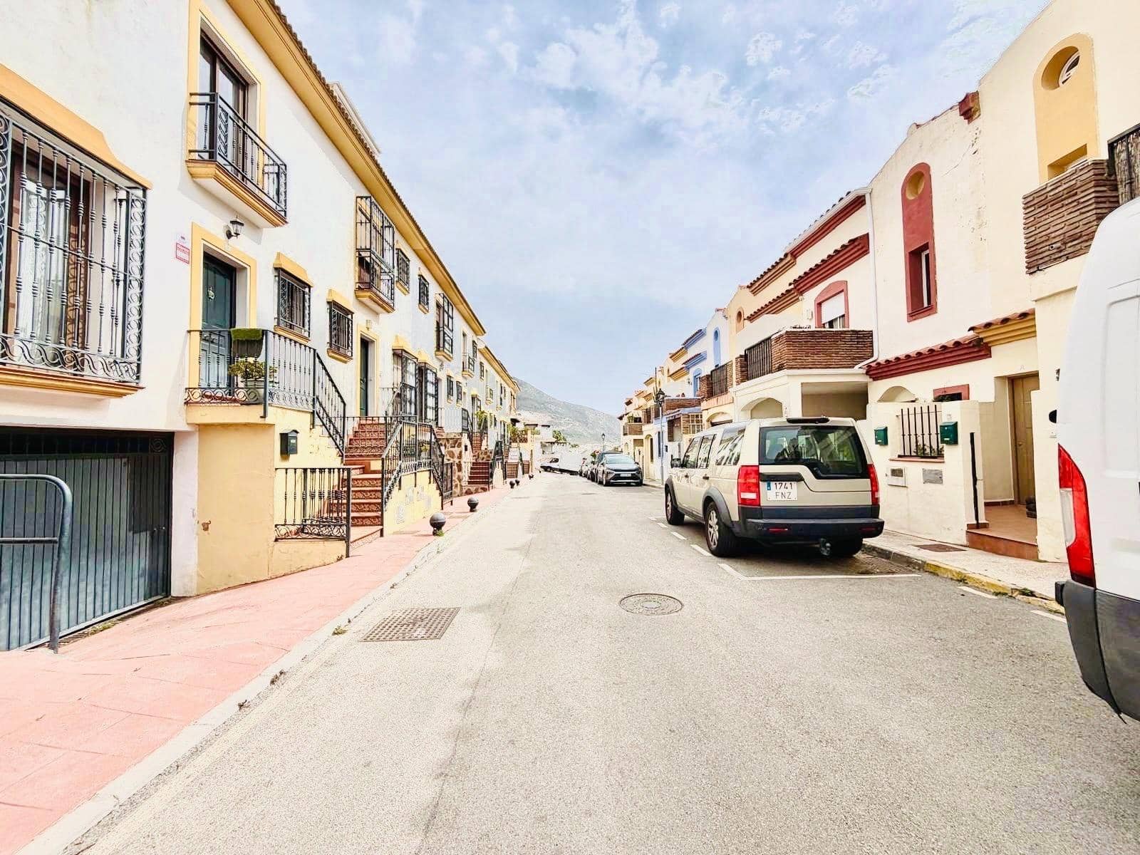 4 Zimmer Reihenhaus zu verkaufen in Benalmadena mit Garage - 453.000 € (Ref: 9786787)