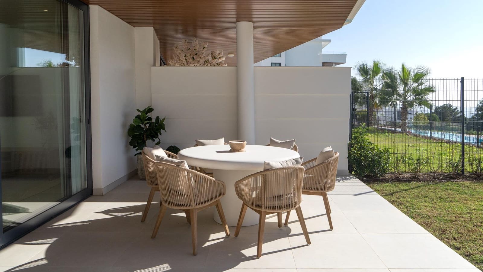 Apartamento de 2 habitaciones en Fuengirola en venta con piscina garaje - 695.000 € (Ref: 9786788)