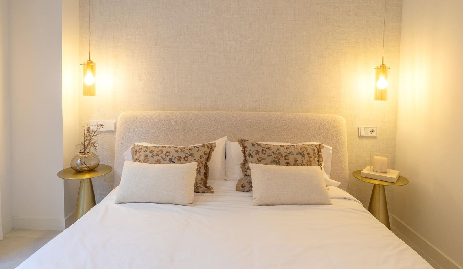 Apartamento de 2 habitaciones en Fuengirola en venta con piscina garaje - 695.000 € (Ref: 9786788)