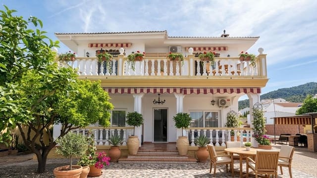 5 sypialnia Willa na sprzedaż w Alhaurín de la Torre z basenem garażem - 775 000 € (Ref: 9791241)