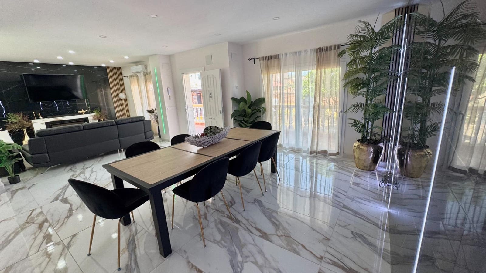 5 sypialnia Willa na sprzedaż w Alhaurin de la Torre z basenem garażem - 775 000 € (Ref: 9791241)