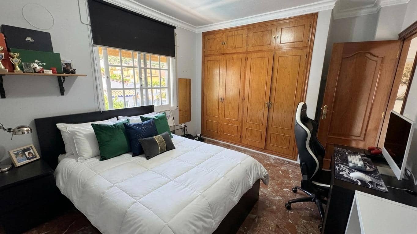 5 sypialnia Willa na sprzedaż w Alhaurin de la Torre z basenem garażem - 775 000 € (Ref: 9791241)