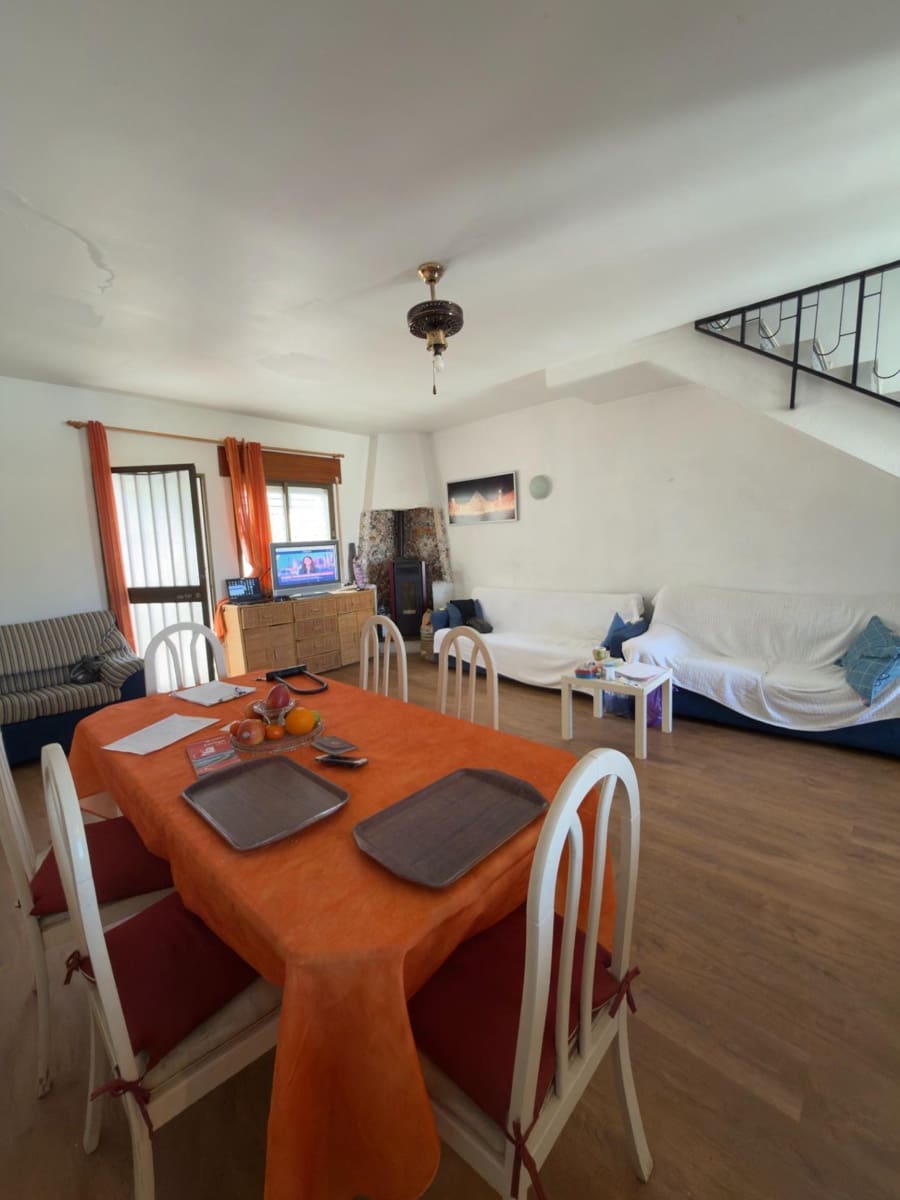 2 slaapkamer Rijtjeshuis te koop in Benalmadena met zwembad - € 298.000 (Ref: 9791243)