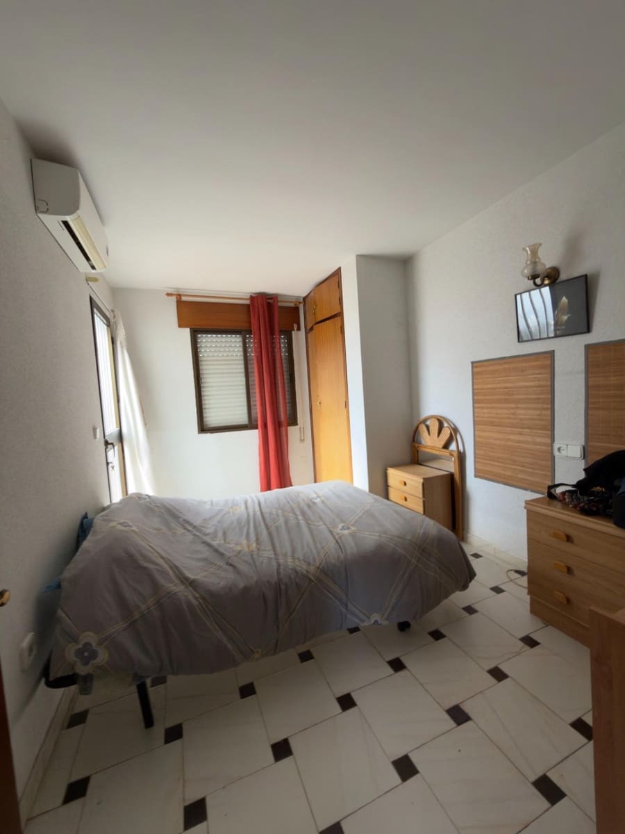 2 slaapkamer Rijtjeshuis te koop in Benalmadena met zwembad - € 298.000 (Ref: 9791243)