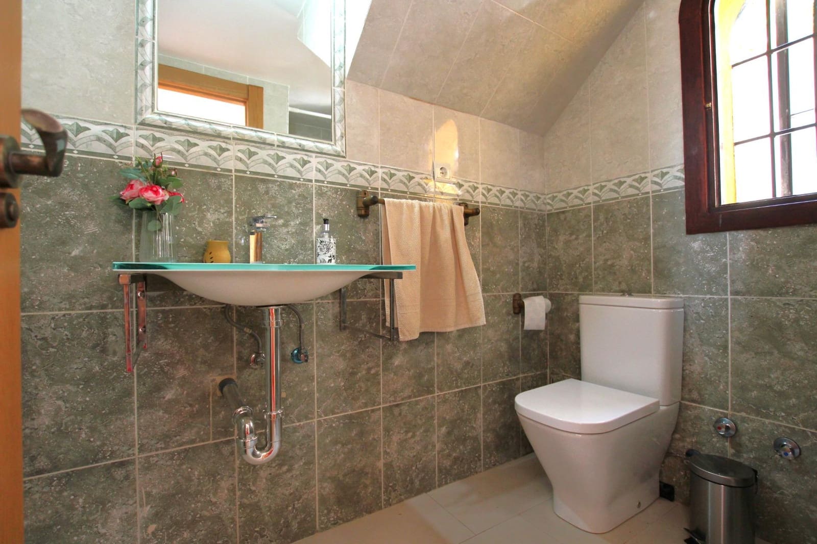 4 makuuhuone Huvila myytävänä paikassa Benalmadena mukana uima-altaan 
autotalli - 750 000 € (Ref: 9804527)