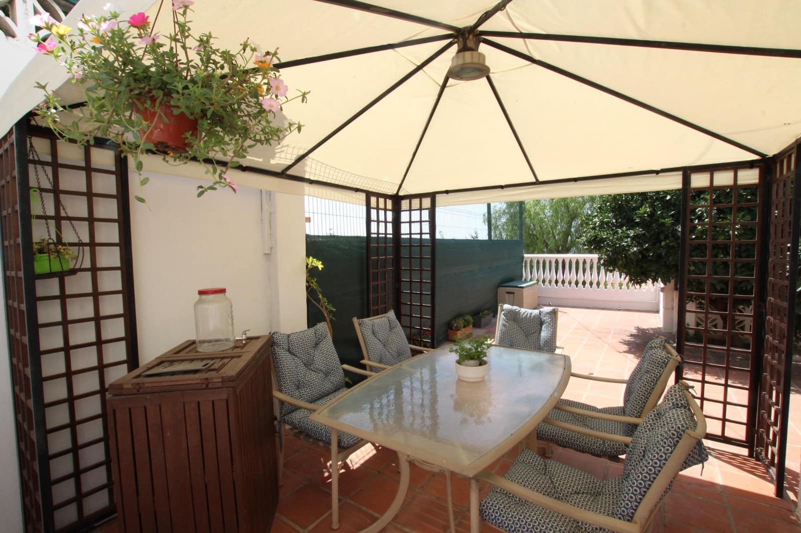 4 makuuhuone Huvila myytävänä paikassa Benalmadena mukana uima-altaan 
autotalli - 750 000 € (Ref: 9804527)