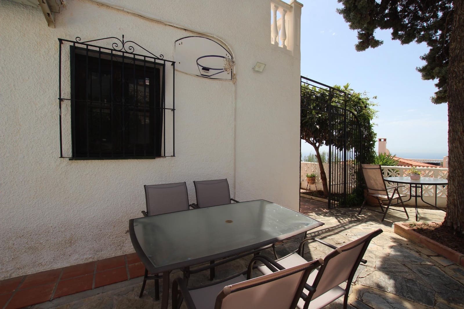 4 makuuhuone Huvila myytävänä paikassa Benalmadena mukana uima-altaan 
autotalli - 750 000 € (Ref: 9804527)