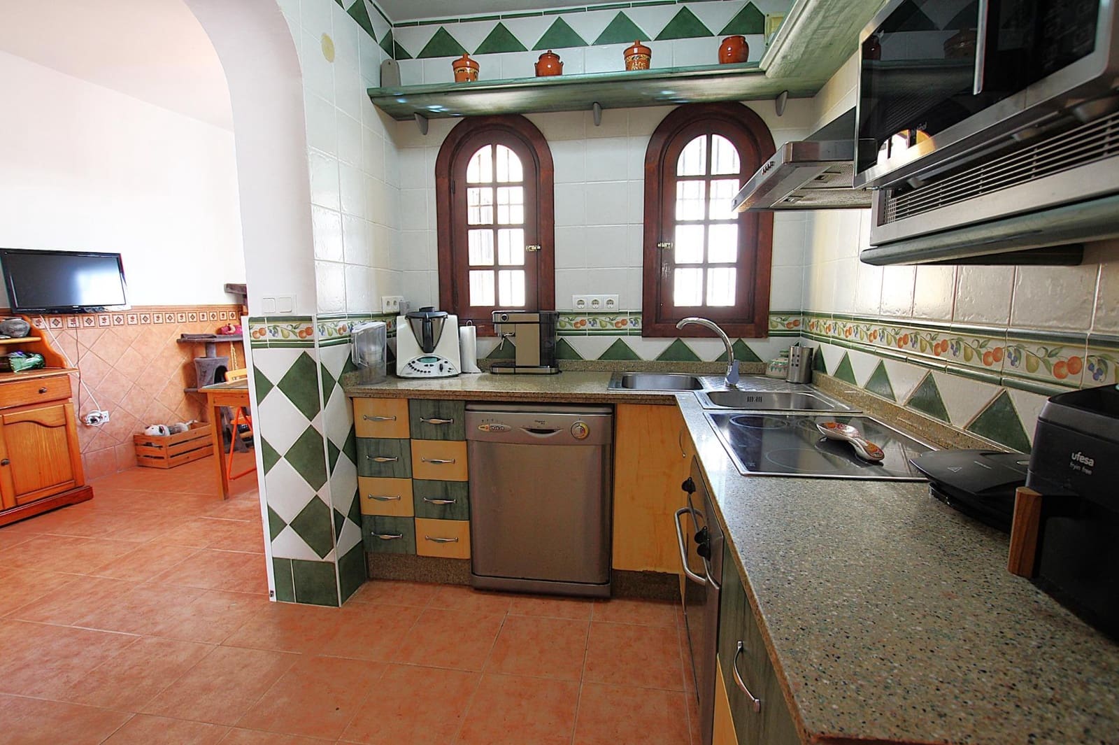 4 makuuhuone Huvila myytävänä paikassa Benalmadena mukana uima-altaan 
autotalli - 750 000 € (Ref: 9804527)