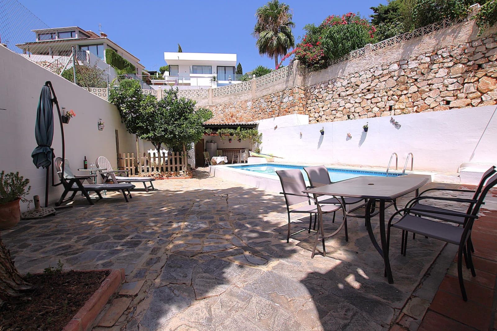 4 makuuhuone Huvila myytävänä paikassa Benalmadena mukana uima-altaan 
autotalli - 750 000 € (Ref: 9804527)