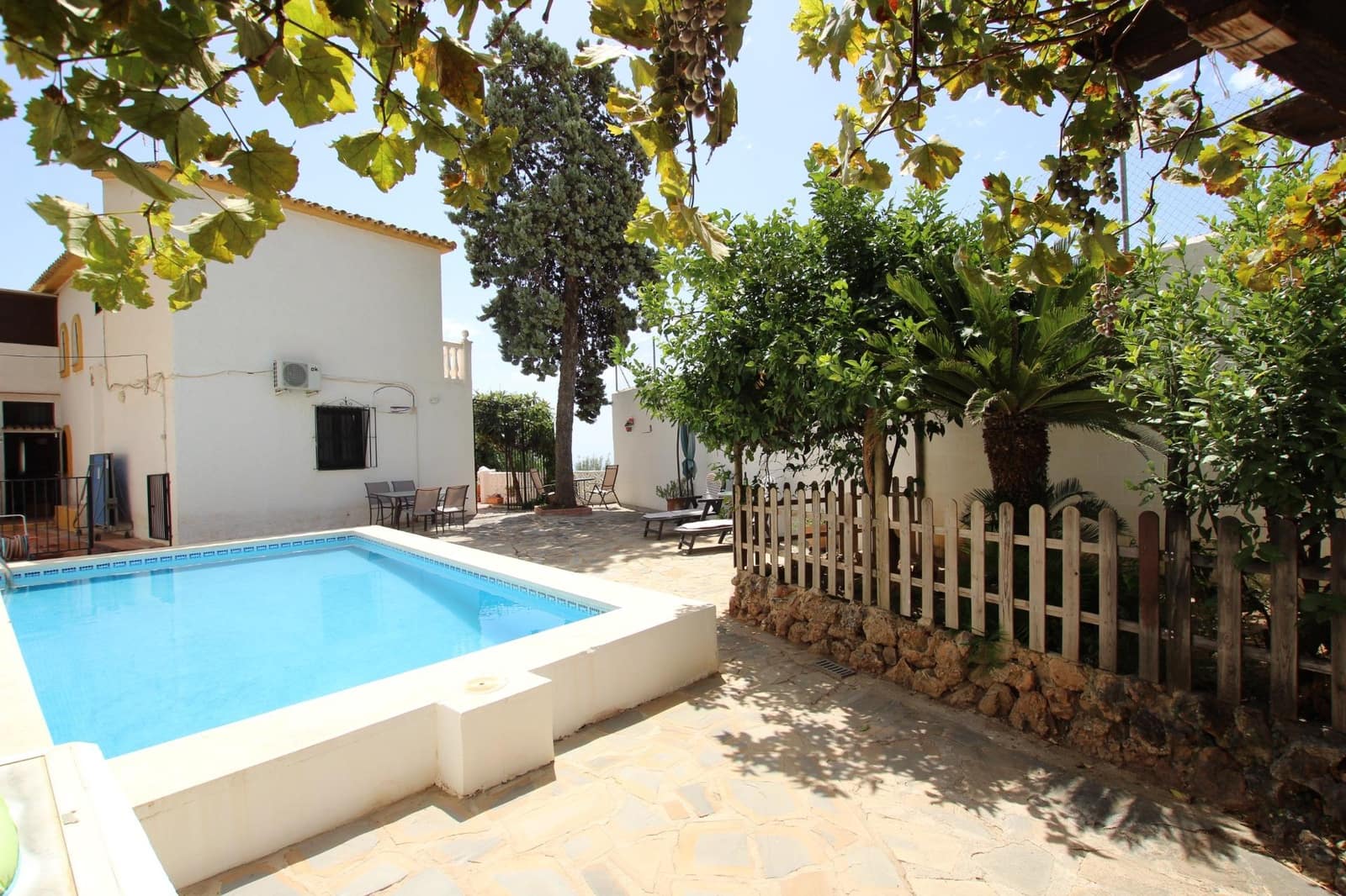Chalet de 4 habitaciones en Benalmádena en venta con piscina garaje - 720.000 € (Ref: 9804527)