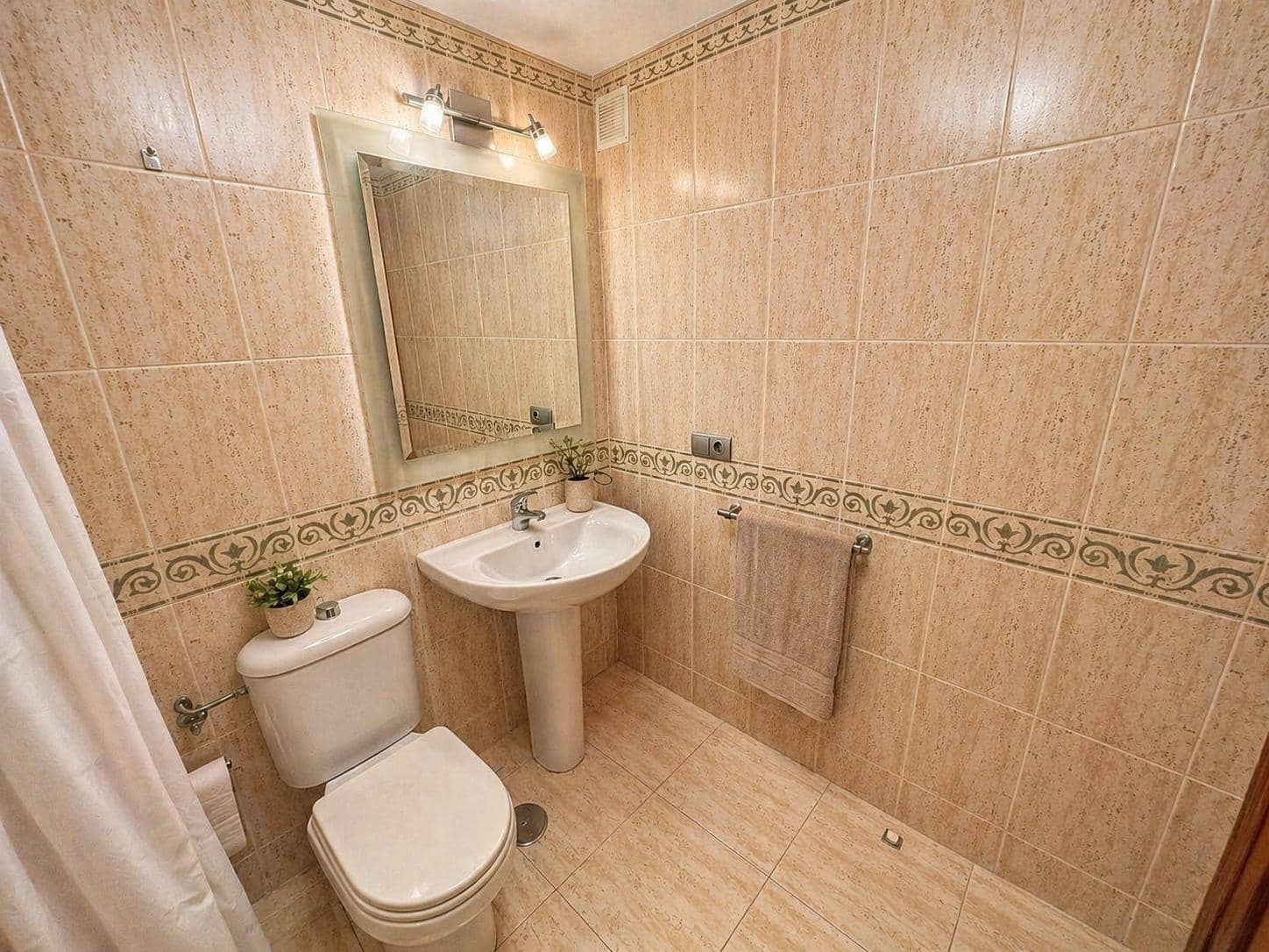 3 sovrum Lägenhet till salu i Torrequebrada med pool garage - 498 000 € (Ref: 9806634)