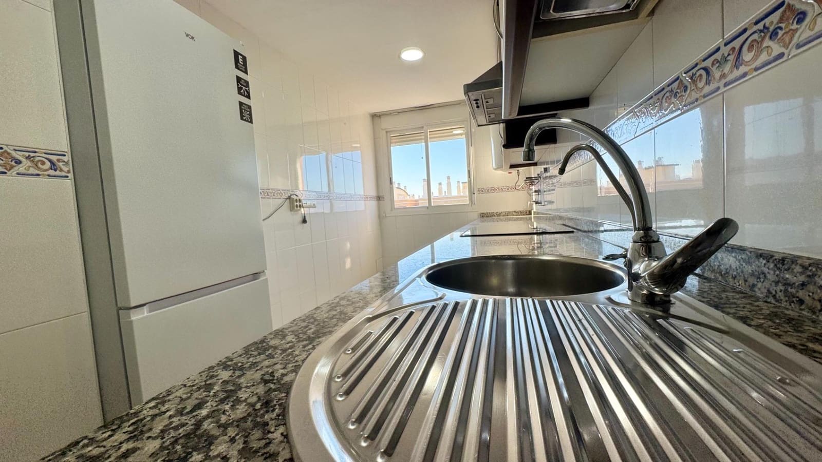 4 sypialnia Penthouse do wynajęcia w Miasto Malaga z basenem - 2 000 € (Ref: 9820379)