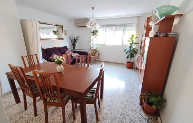 4 sypialnia Mieszkanie do wynajęcia w Cruz de Humilladero, Miasto Málaga z garażem - 1 800 € (Ref: 9820380)