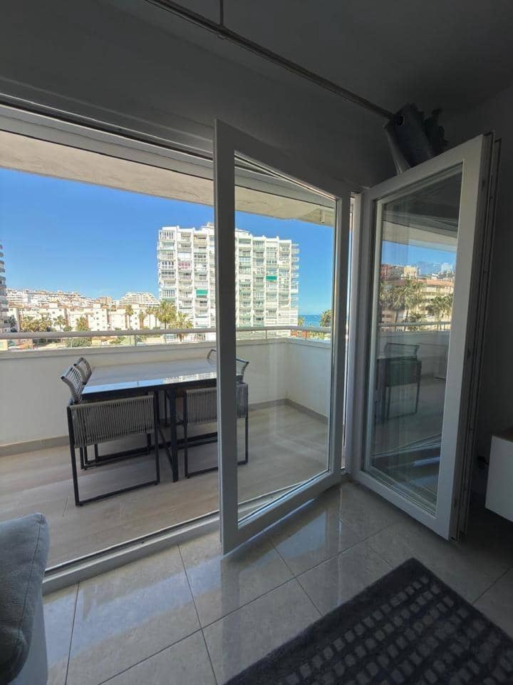 2 soverom Leilighet til salgs i Torrequebrada med svømmebasseng garasje - € 395 000 (Ref: 9822756)