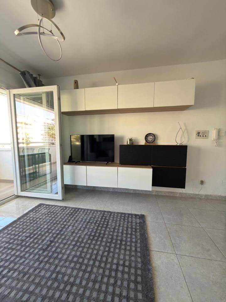 2 soverom Leilighet til salgs i Torrequebrada med svømmebasseng garasje - € 395 000 (Ref: 9822756)